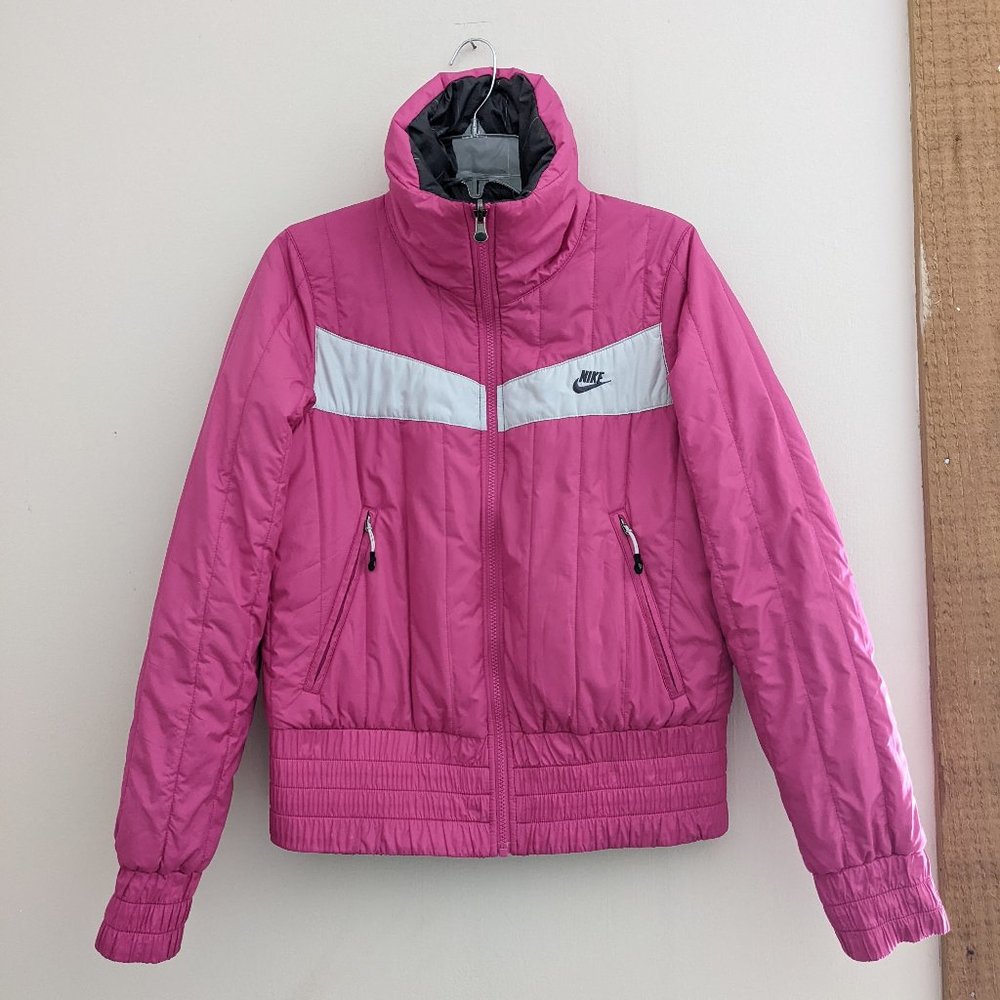 Nike Sportswear Fuchsia Pink Gray Reversible Jacket in Size M